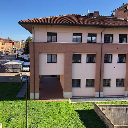 Apartment Via Emilia House - By Aydeshouse *